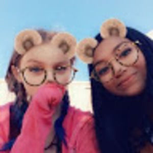 Meet your Posher, Kaitlyn